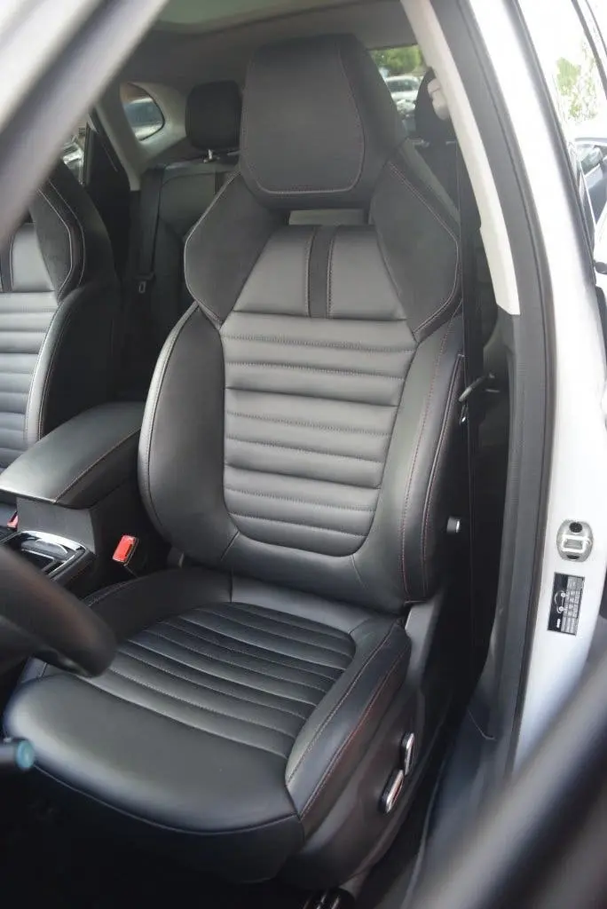MG EHS 1.5 TGDI PHEV Luxury Leer/Pano/Camera/AdaptiveCruise/ uit 2021, foto 13