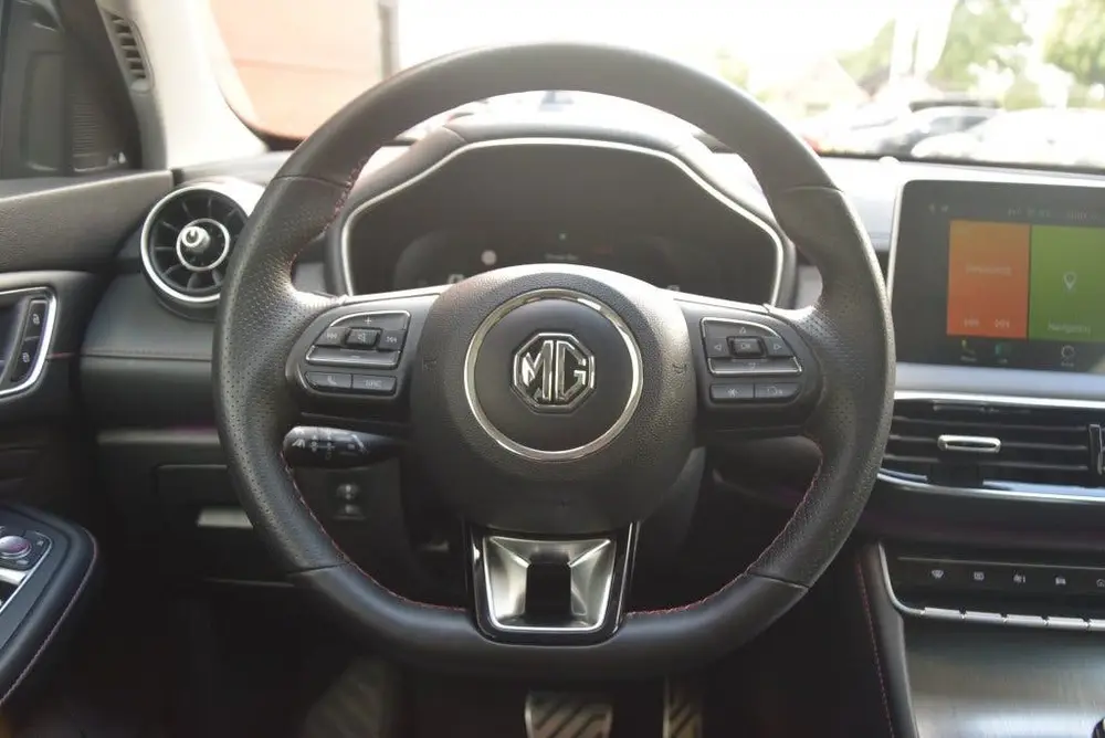 MG EHS 1.5 TGDI PHEV Luxury Leer/Pano/Camera/AdaptiveCruise/ uit 2021, foto 14