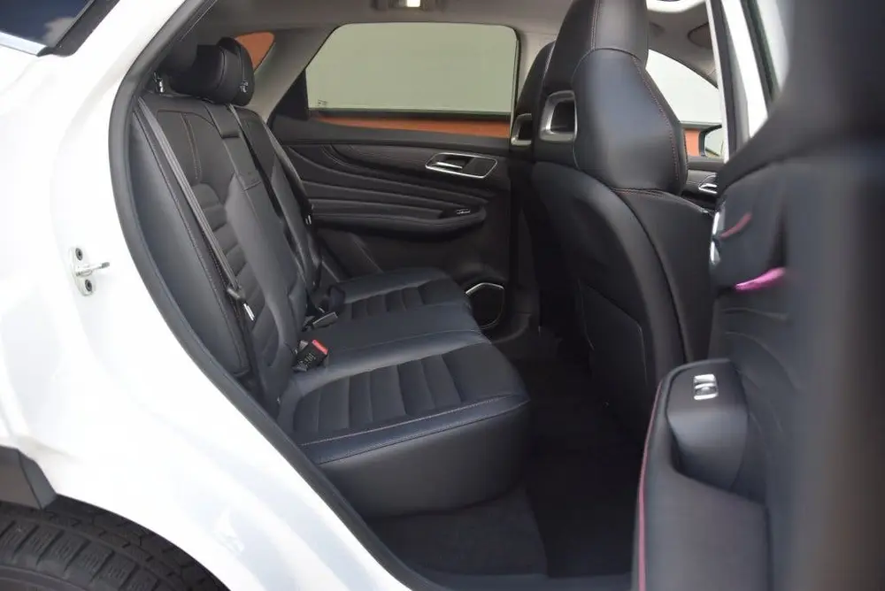 MG EHS 1.5 TGDI PHEV Luxury Leer/Pano/Camera/AdaptiveCruise/ uit 2021, foto 6