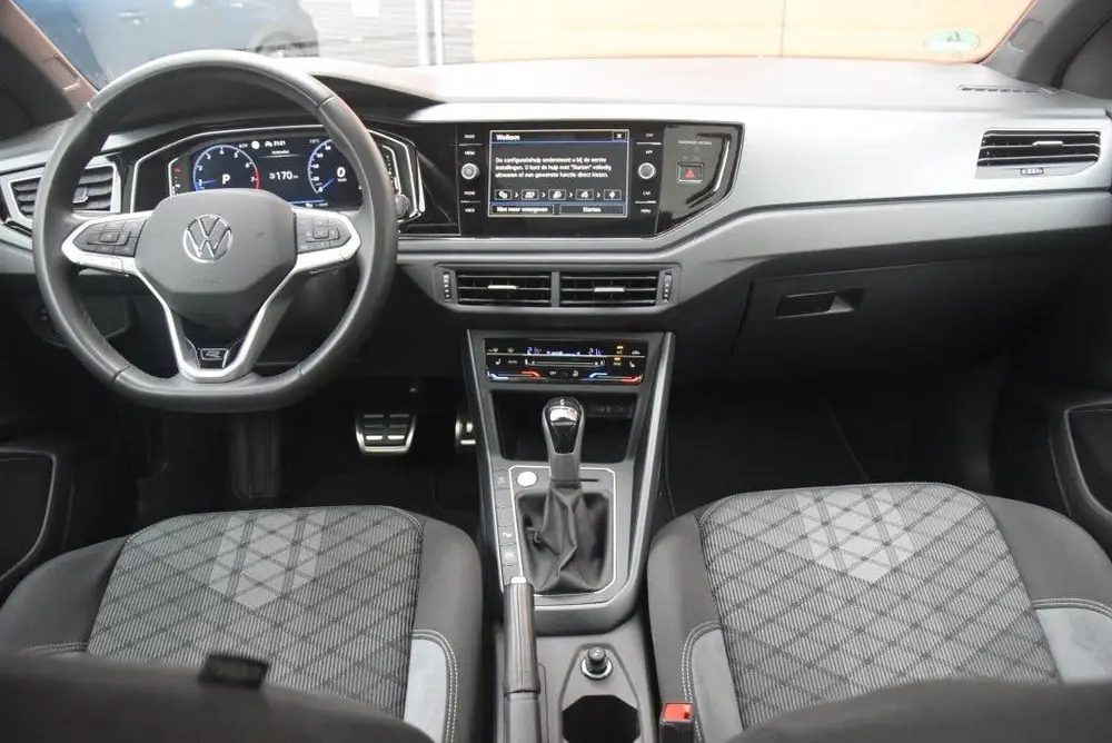 Volkswagen Taigo 1.0TSI R-Line Business Pano/Matrix/Keyless/ uit 2024, foto 7