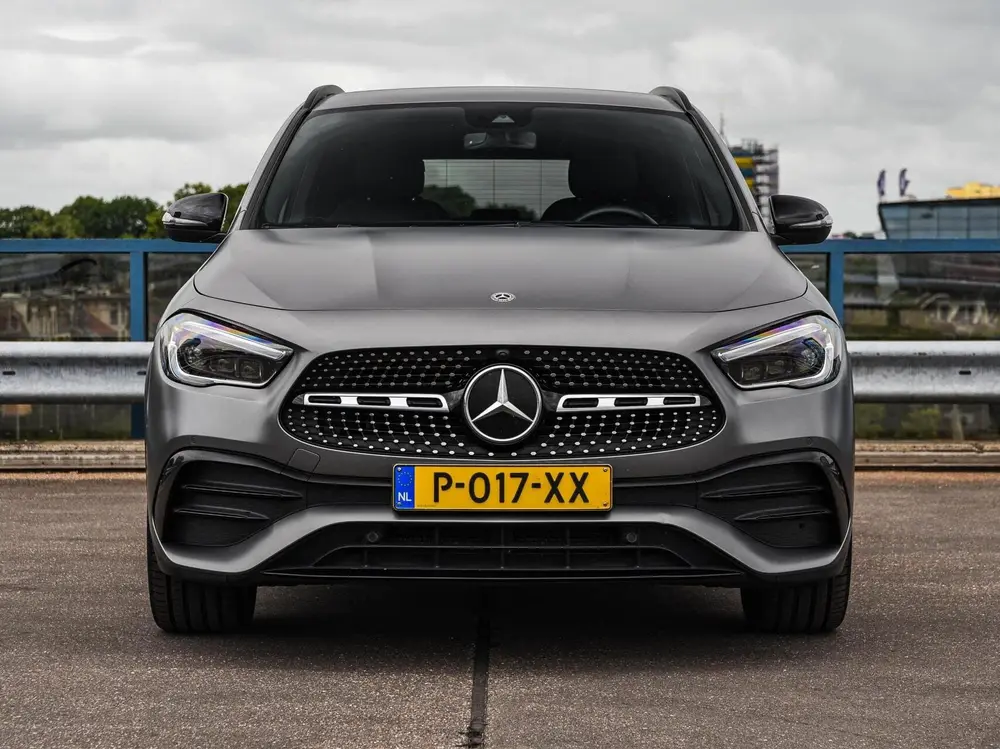 Mercedes-Benz GLA Benz GLA-klasse 200 AMG Line 163 PK uit 2020, foto 4