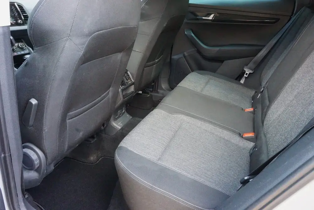 Skoda Karoq 1.5 TSI ACT Style Business Trehkaak uit 2019, foto 10