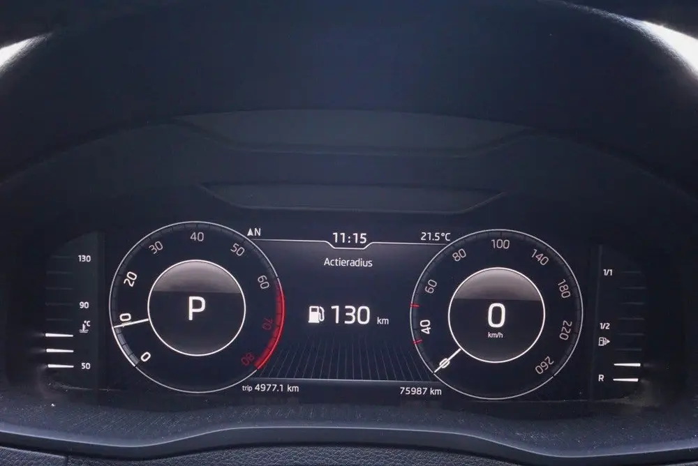 Skoda Karoq 1.5 TSI ACT Style Business Trehkaak uit 2019, foto 18