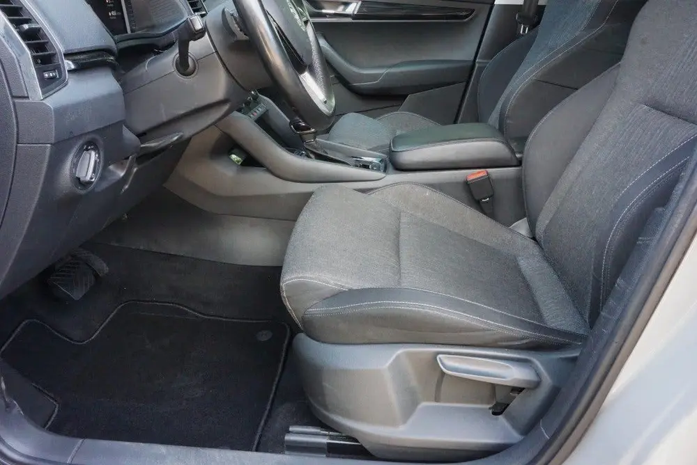 Skoda Karoq 1.5 TSI ACT Style Business Trehkaak uit 2019, foto 8