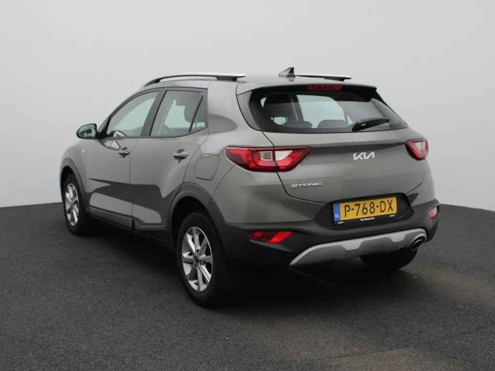 Kia Stonic 1.0 T-GDi MHEV DynamicLine uit 2022, foto 2