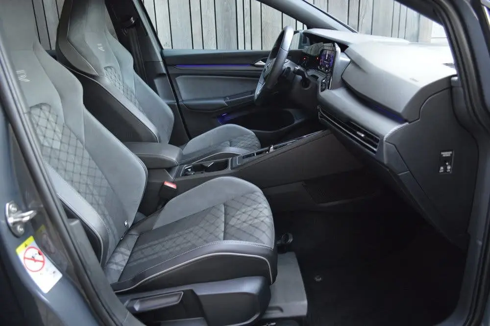 Volkswagen Golf 1.5 eTSI R-Line DSG Led Panorama Acc Sfeer C uit 2022, foto 10