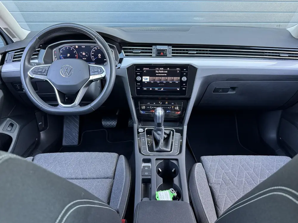 Volkswagen Passat Variant 1.5 TSI BUSINESS I AUTOMAAT I NAVI uit 2023, foto 8