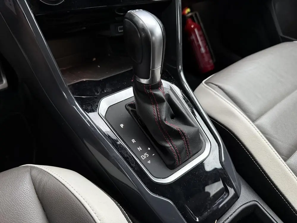 Volkswagen T-Roc 1.5 TSI Sport | Digital Cockpit | Full LED uit 2019, foto 15