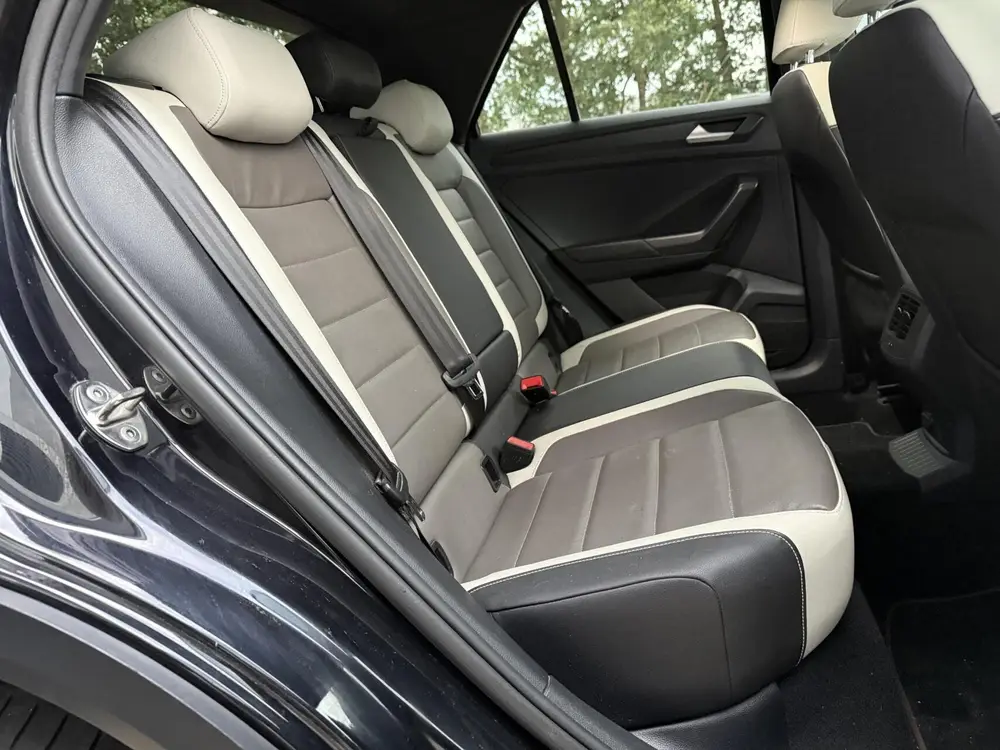 Volkswagen T-Roc 1.5 TSI Sport | Digital Cockpit | Full LED uit 2019, foto 17