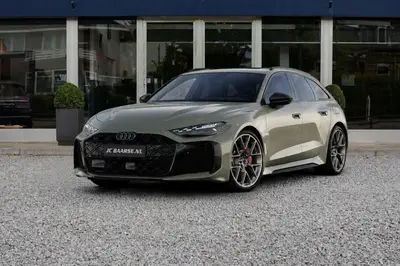 Audi RS5 RS5 AVANT E-HYBRID uit 2026