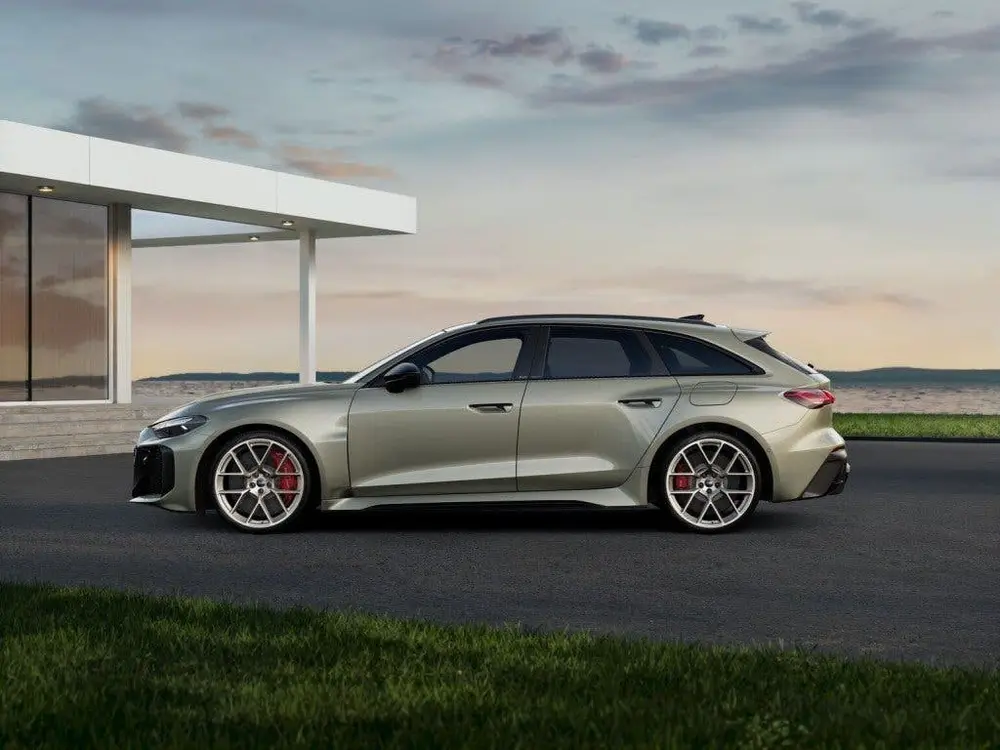 Audi RS5 RS5 AVANT E-HYBRID uit 2026, foto 3