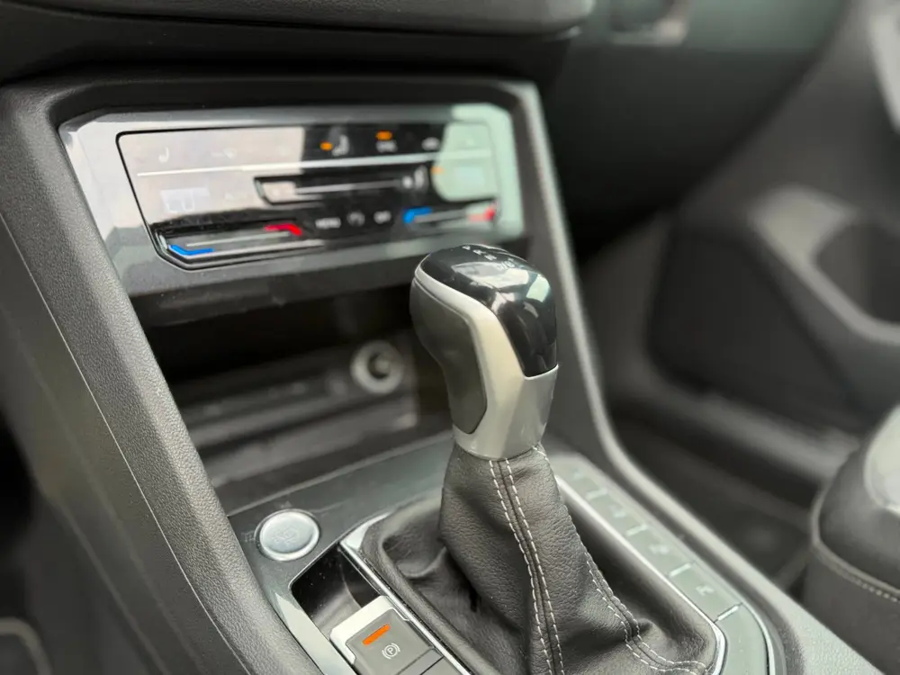 Volkswagen Tiguan 1.4 TSI eHybrid R-Line Business+ | Panoram uit 2022, foto 10