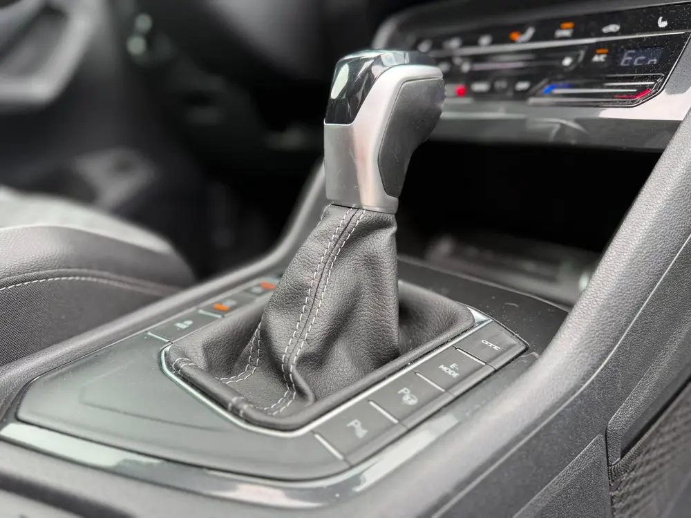 Volkswagen Tiguan 1.4 TSI eHybrid R-Line Business+ | Panoram uit 2022, foto 12