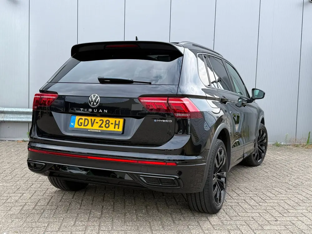 Volkswagen Tiguan 1.4 TSI eHybrid R-Line Business+ | Panoram uit 2022, foto 2