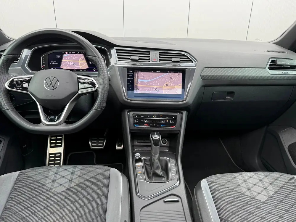 Volkswagen Tiguan 1.4 TSI eHybrid R-Line Business+ | Panoram uit 2022, foto 3