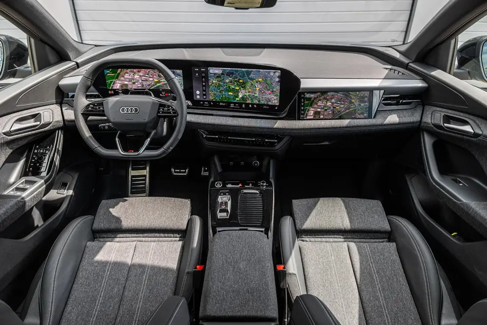 Audi Q6 e-tron 306pk S Edition Performance 100 kWh uit 2026, foto 5