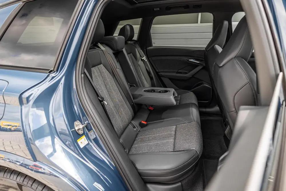 Audi Q6 e-tron 306pk S Edition Performance 100 kWh uit 2026, foto 6