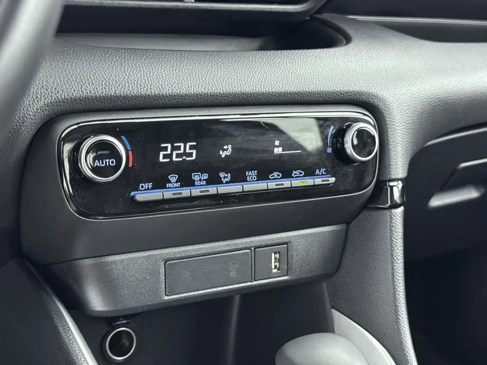 Toyota Yaris 1.5 Hybrid Dynamic Navi uit 2023, foto 10