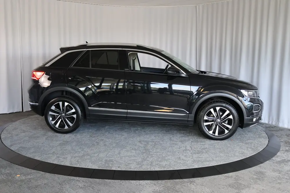 Volkswagen T-Roc 1.5 TSI Style, IQ light, Camera, ACC, Trekh uit 2021, foto 12