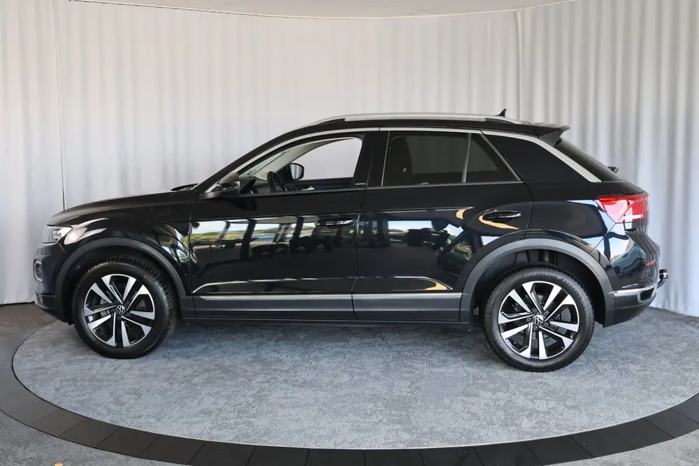 Volkswagen T-Roc 1.5 TSI Style, IQ light, Camera, ACC, Trekh uit 2021, foto 17