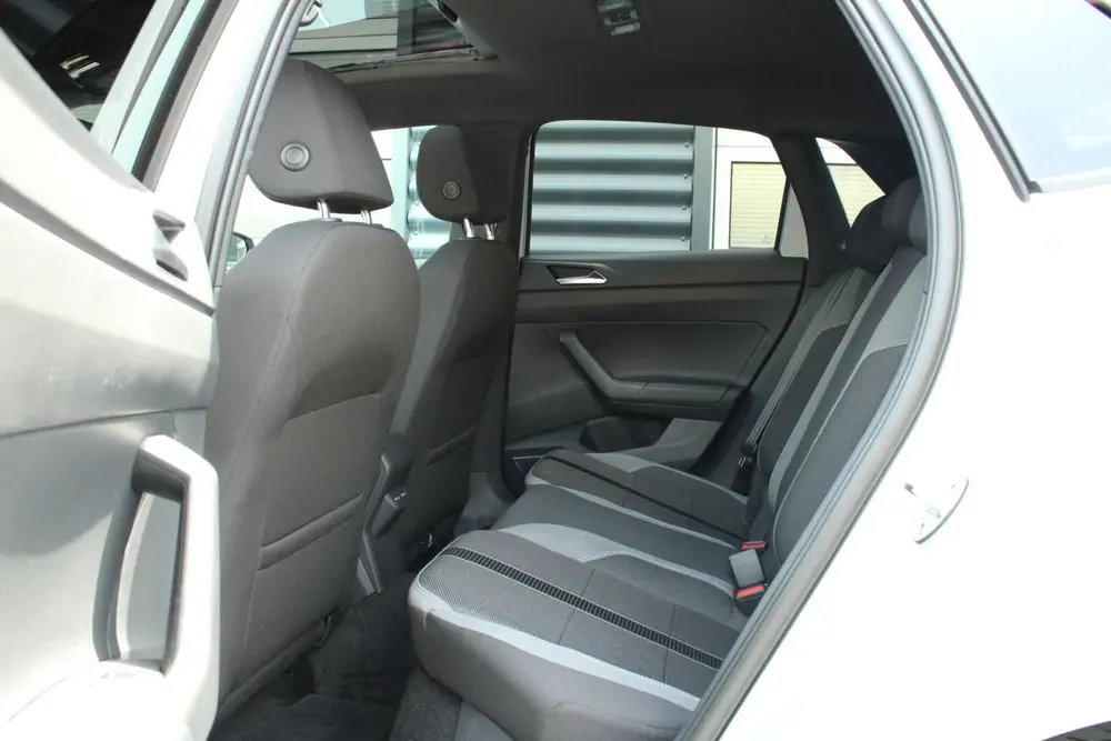 Volkswagen Polo 1.0 TSI 95pk DSG 50 Edition | Panoramadak | uit 2026, foto 19