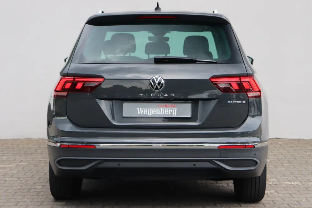 Volkswagen Tiguan 1.4 TSI eHybrid ACC Carplay Navi PDC uit 2022, foto 15