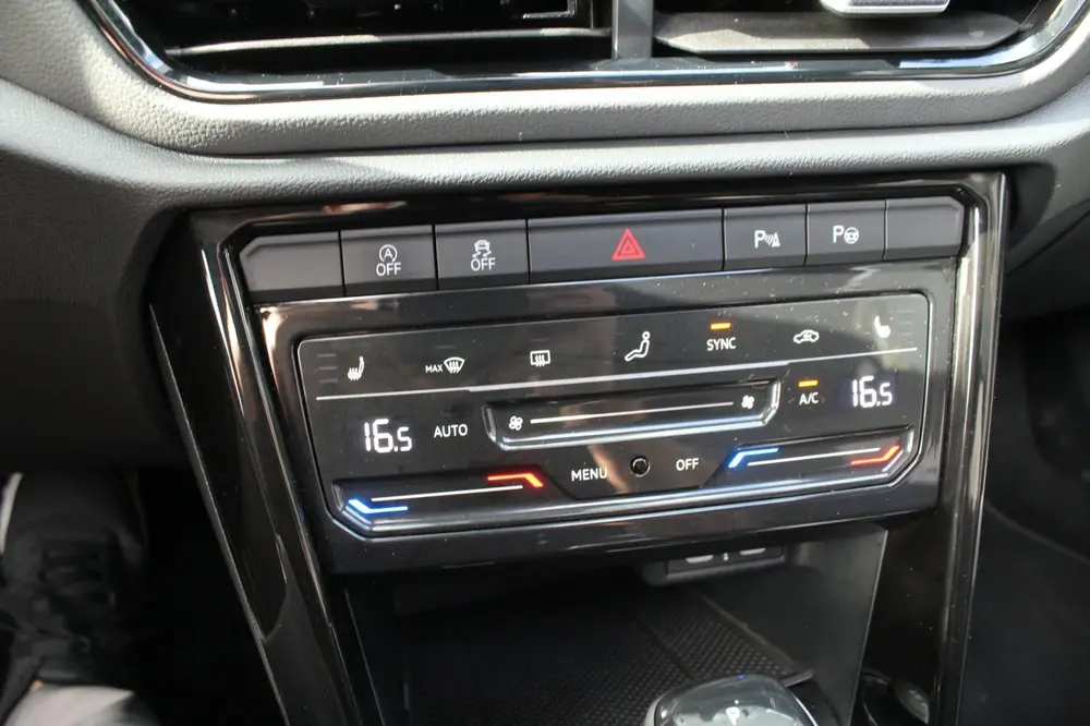 Volkswagen T-Roc 2.0 TSI 300pk 4Motion R DSG7 Panoramadak Cl uit 2024, foto 15