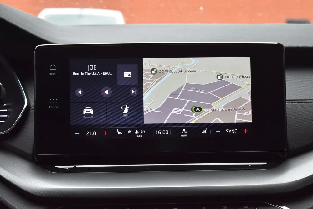 Skoda Octavia 1.0 e-TSI Business Edition LED uit 2022, foto 9