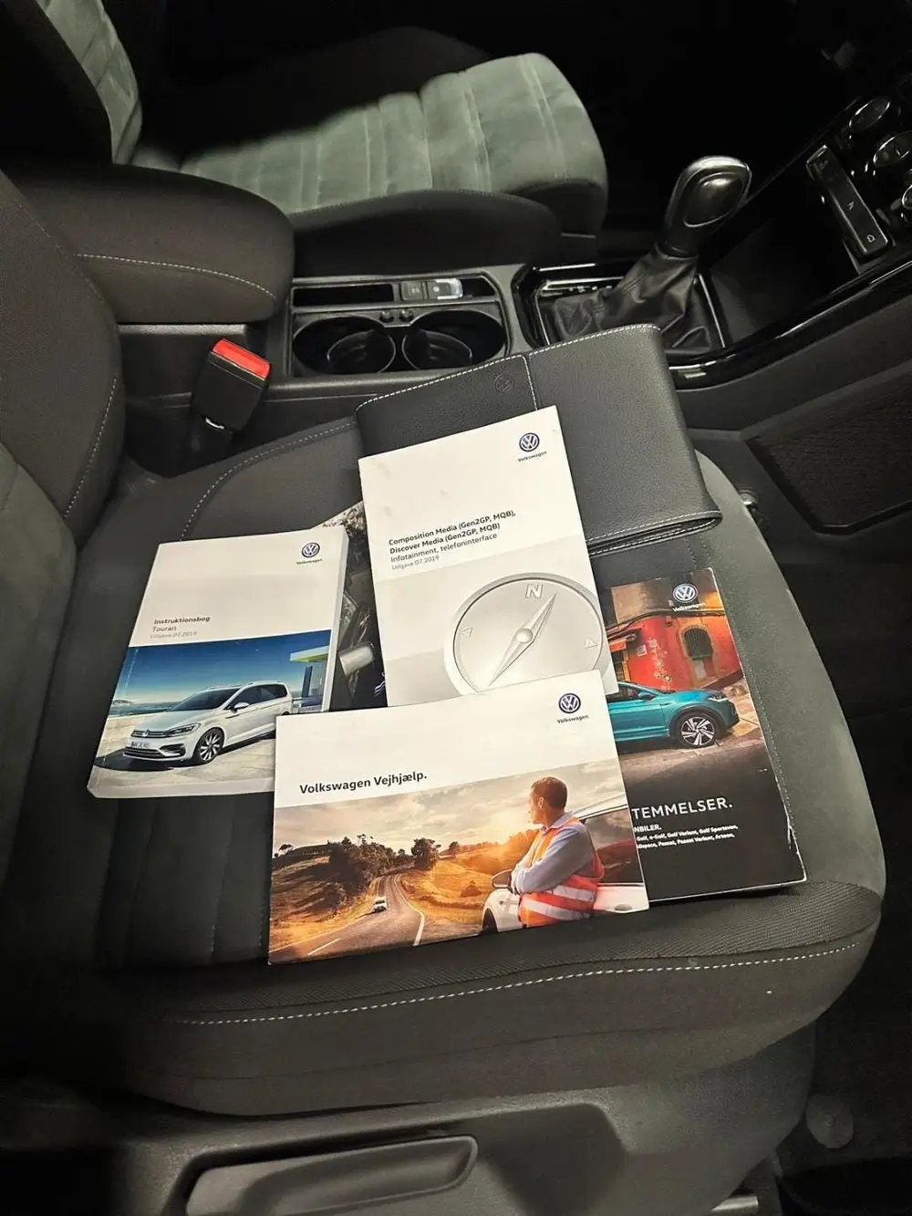 Volkswagen Touran 1.5 TSI Highline Business R 7p uit 2019, foto 11