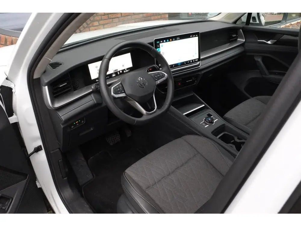 Volkswagen Tayron 1.5 eHybrid R-Line 245pk | Trekhaak | SOH uit 2025, foto 5