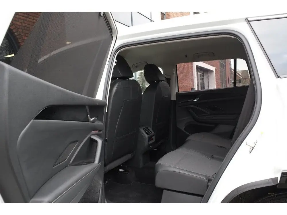 Volkswagen Tayron 1.5 eHybrid R-Line 245pk | Trekhaak | SOH uit 2025, foto 8