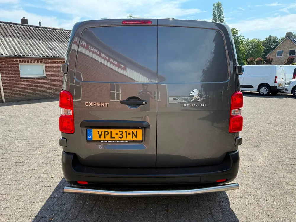Peugeot Expert 2.0 BlueHDI L2 145pk automaat Camera CarPl uit 2022, foto 6