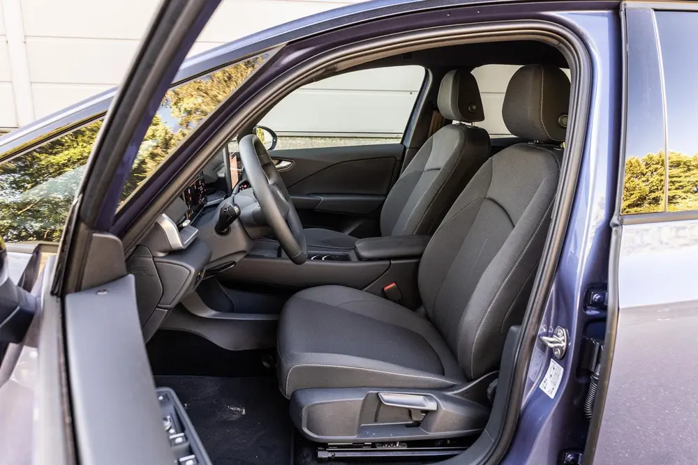 Volkswagen ID.3 Neo Life 190pk 58 kWh | LMV 19'' | Voorstoel uit 2026, foto 4