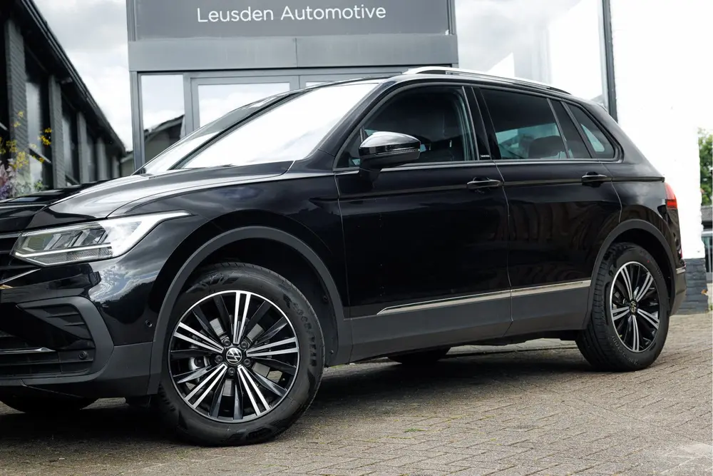 Volkswagen Tiguan 1.5 TSI Life Business Carplay - Trekhaak uit 2021, foto 17