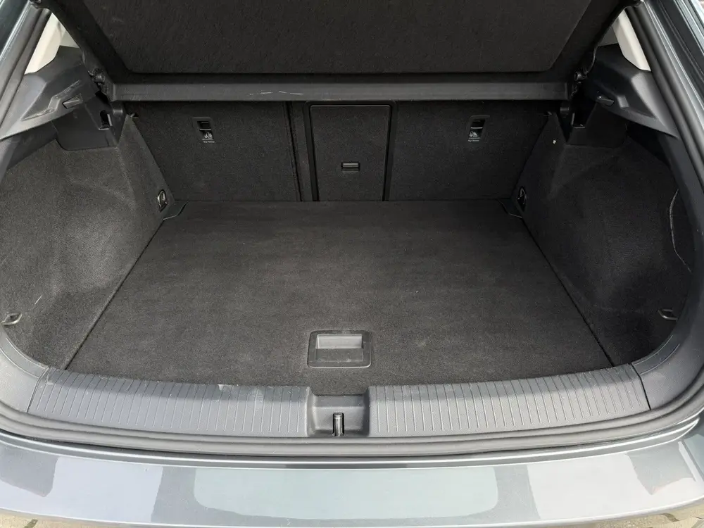 Volkswagen T-Roc 1.5 TSI Sport | LED | Trekhaak | Carplay | uit 2022, foto 5