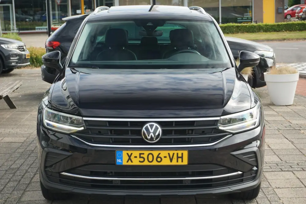 Volkswagen Tiguan 1.5 TSI Life Business | PANO | trekhaak | uit 2022, foto 7