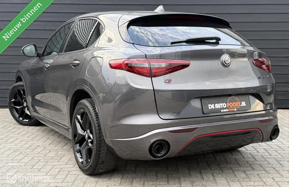 Alfa Romeo Stelvio 2.0 T 280PK Q4 Veloce Leder/LED/Winterpac uit 2021, foto 2