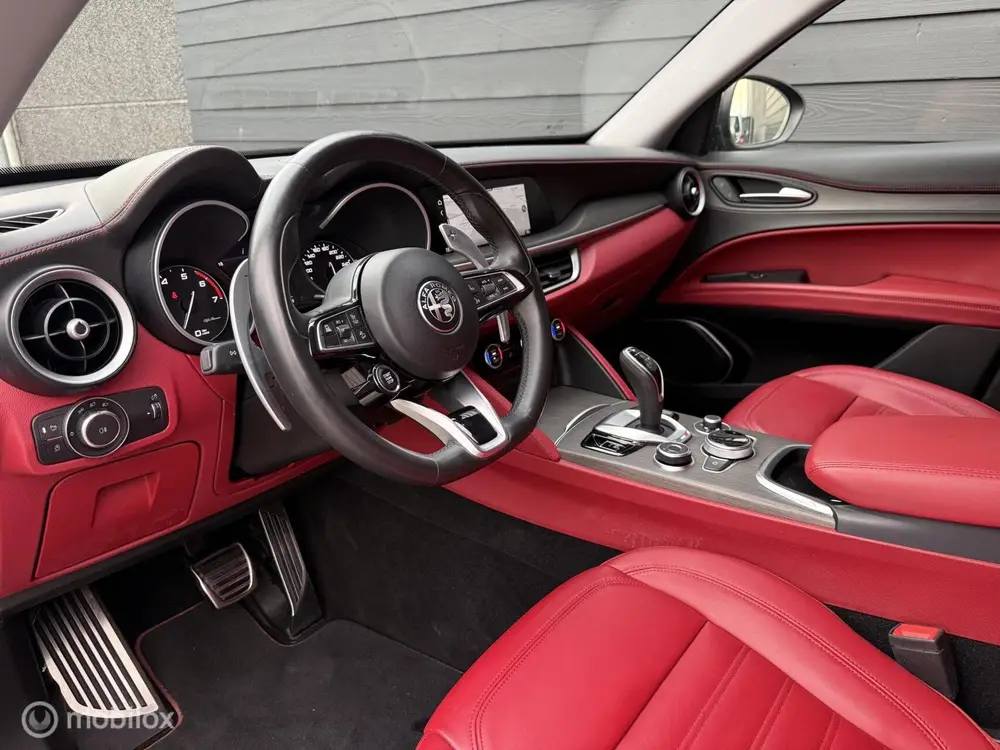 Alfa Romeo Stelvio 2.0 T 280PK Q4 Veloce Leder/LED/Winterpac uit 2021, foto 6