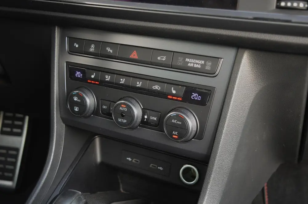 Cupra Ateca 2.0TSI 4DRIVE Beats|trekhaak|pano|kuipstoel|360 uit 2020, foto 20