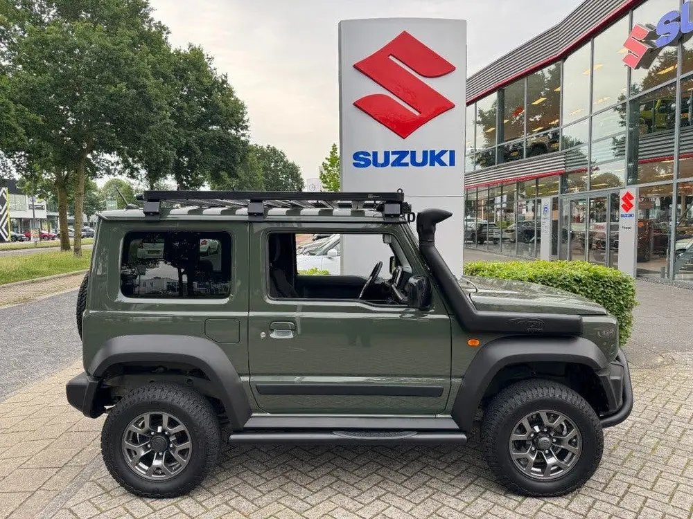 Suzuki Jimny 1.5 Stijl AllGrip (4x4) 4-persoons Navigat uit 2020, foto 11