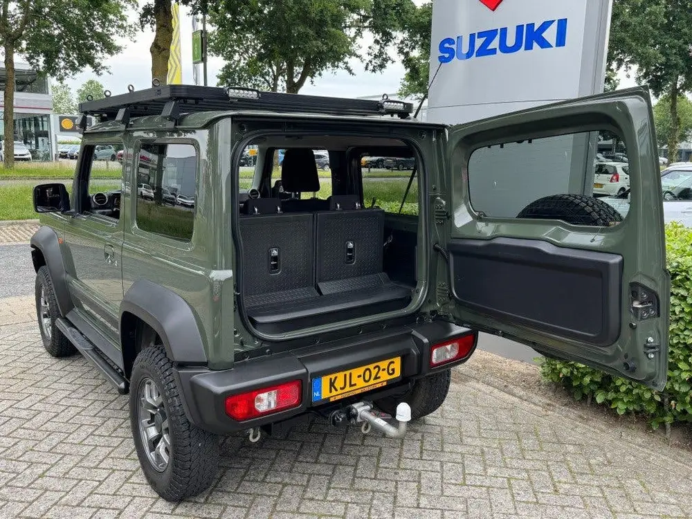 Suzuki Jimny 1.5 Stijl AllGrip (4x4) 4-persoons Navigat uit 2020, foto 20