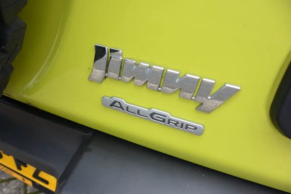 Suzuki Jimny 1.5 Stijl AllGrip (4x4) 4-persoons Navigat uit 2019, foto 13
