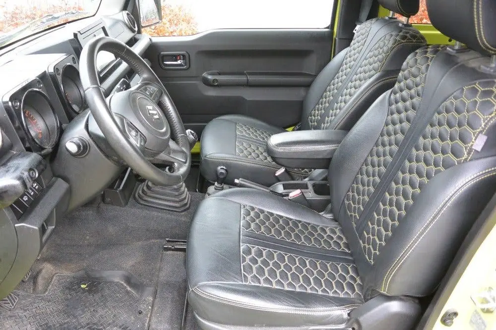 Suzuki Jimny 1.5 Stijl AllGrip (4x4) 4-persoons Navigat uit 2019, foto 17