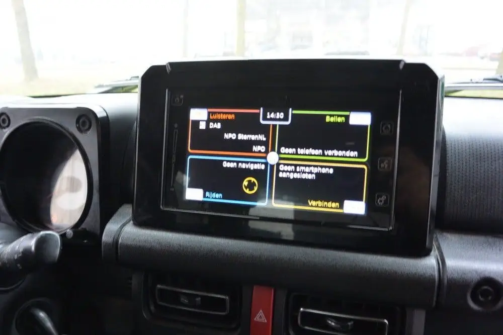 Suzuki Jimny 1.5 Stijl AllGrip (4x4) 4-persoons Navigat uit 2019, foto 20