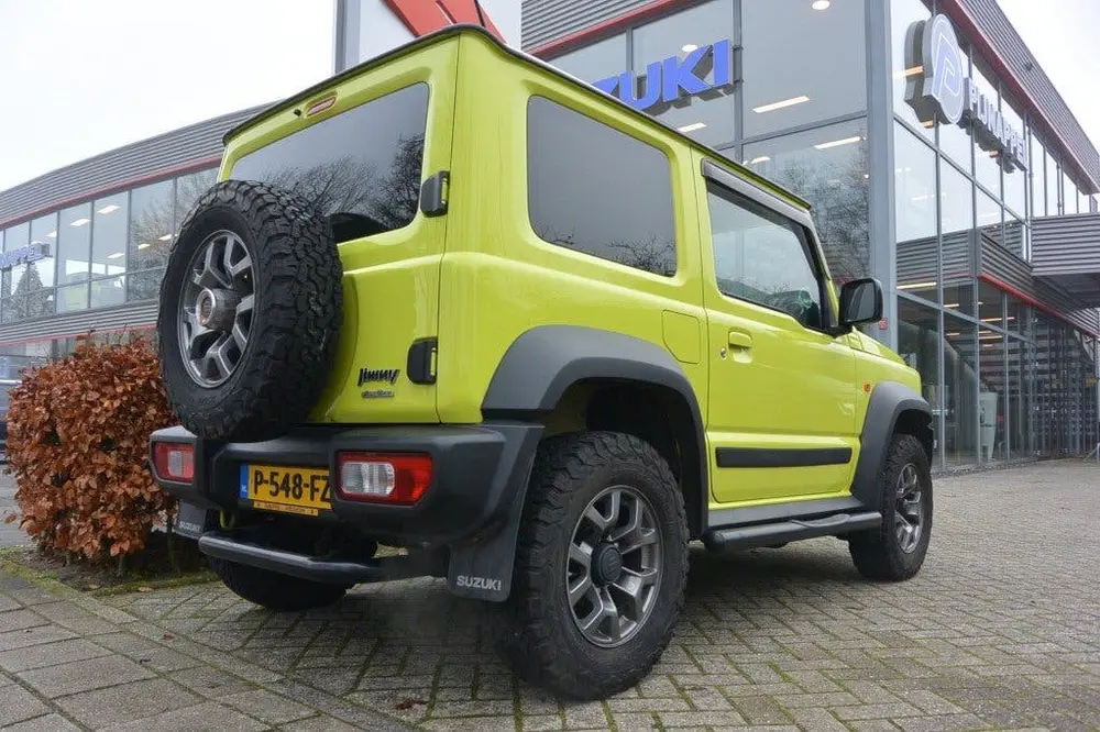 Suzuki Jimny 1.5 Stijl AllGrip (4x4) 4-persoons Navigat uit 2019, foto 7