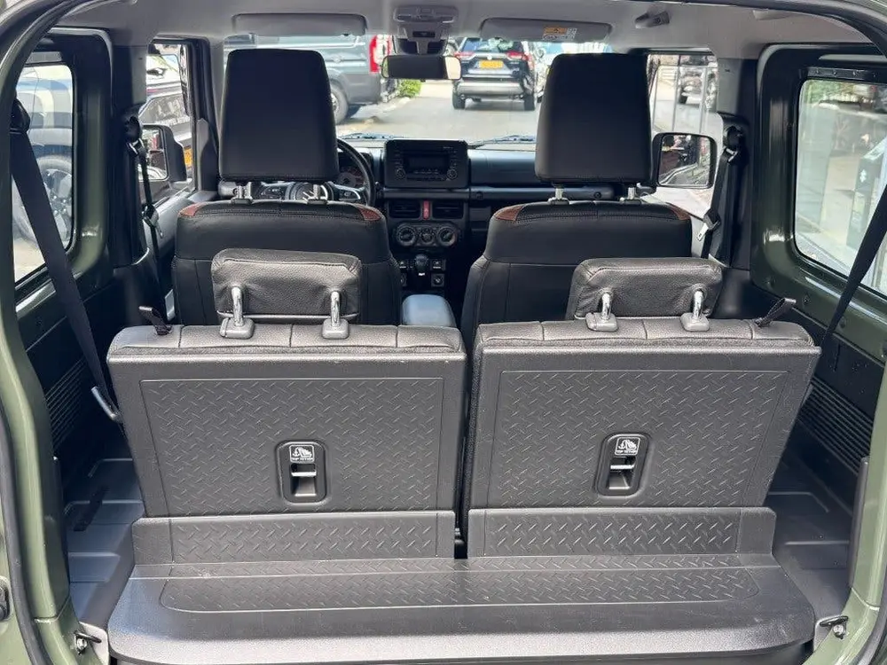 Suzuki Jimny 1.5 AUTOMAAT 4-persoons AllGrip (4x4) uit 2019, foto 14