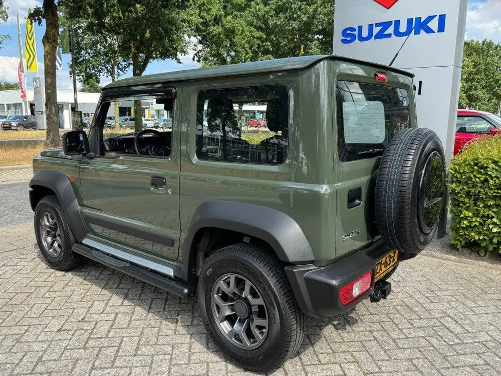 Suzuki Jimny 1.5 AUTOMAAT 4-persoons AllGrip (4x4) uit 2019, foto 2