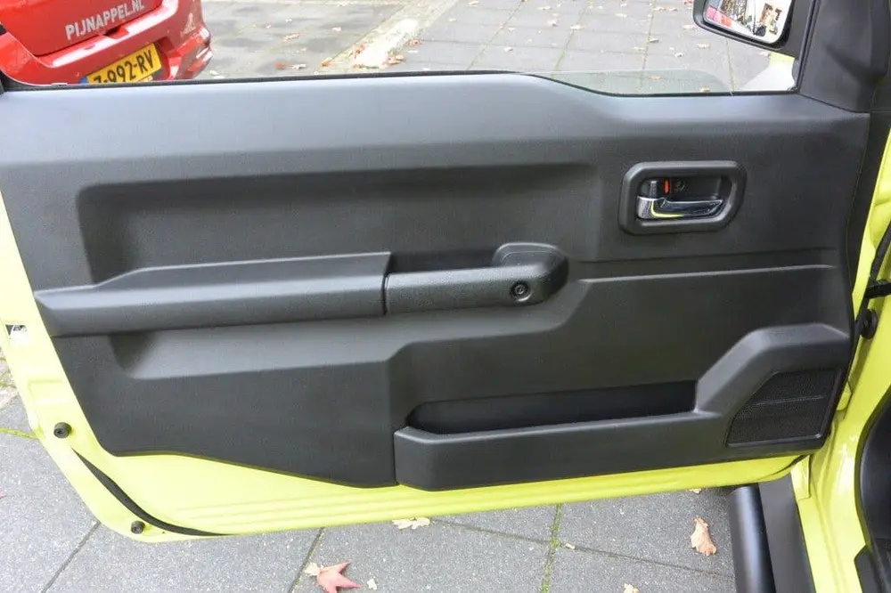 Suzuki Jimny 1.5 Stijl AllGrip (4x4) 4-persoons 1e eige uit 2019, foto 17