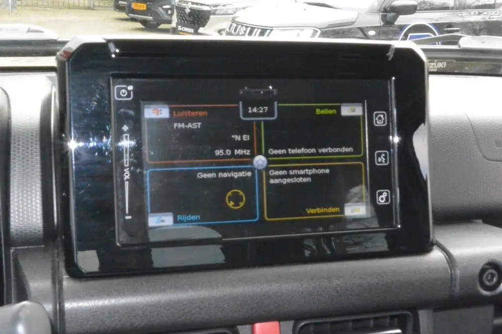 Suzuki Jimny 1.5 Stijl AllGrip (4x4) 4-persoons Navigat uit 2020, foto 20