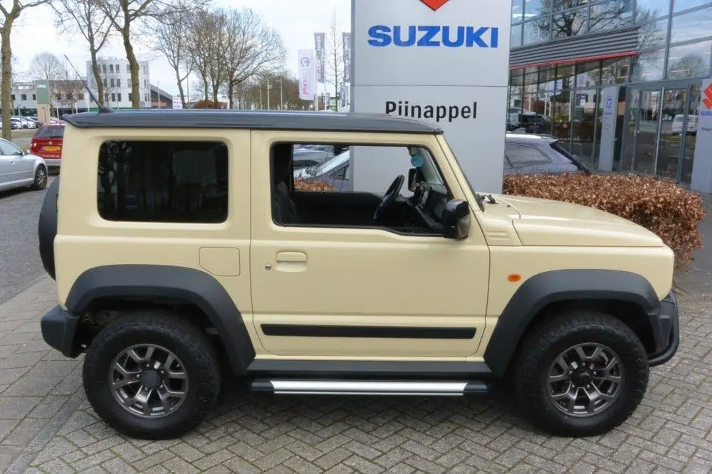 Suzuki Jimny 1.5 Stijl AllGrip (4x4) 4-persoons Navigat uit 2020, foto 8